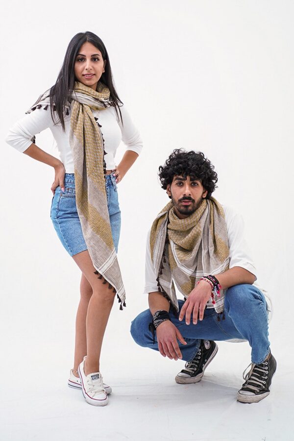 Abu Dhis Kufiya Woman and Man Pose
