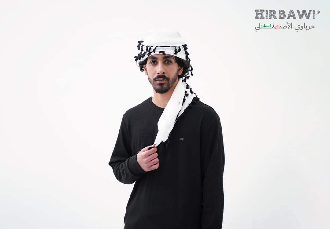 How to Tie a Keffiyeh: Emirati Ghutra Traditional Head wrap